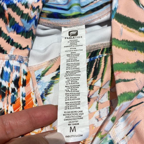 Fabletics legging - Picture 3 of 4